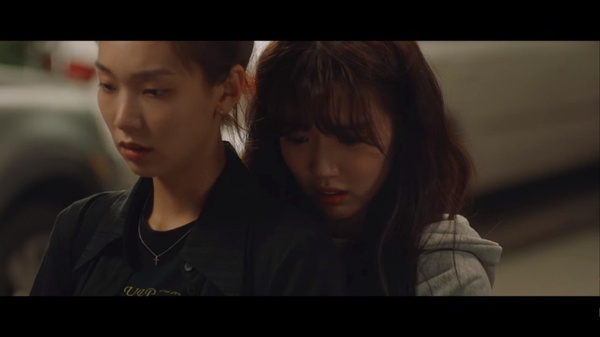 韓劇引起熱議的女女CP！《魷魚遊戲》姜曉智英友情惹哭觀眾，這對13年前竟拿過最佳CP獎