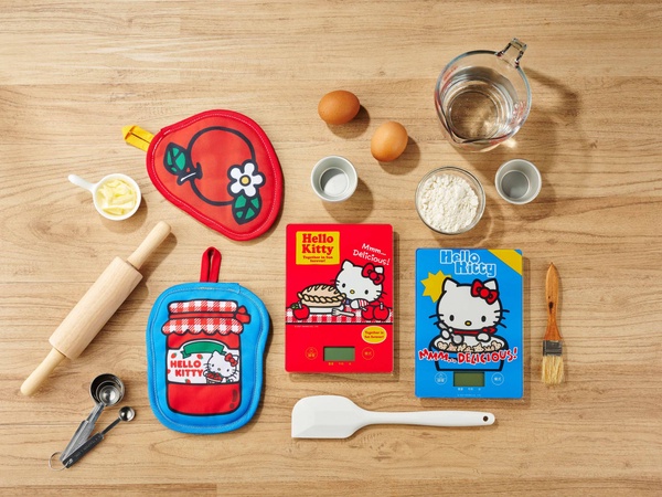 全聯集點「Hello Kitty日用品積分樂」圍裙、餐具、抱枕毯都有！在家煮菜也有儀式感