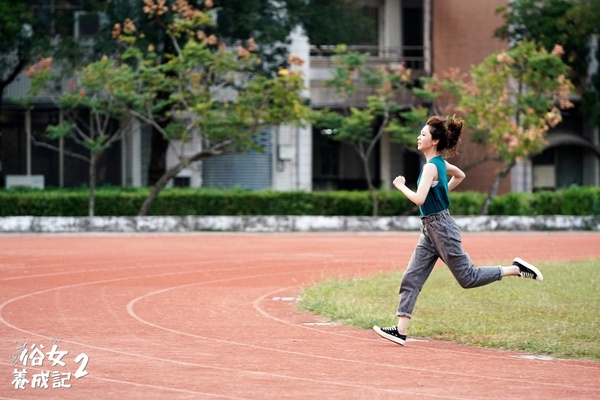《俗女養成記》網議嘉玲人設變討厭？爸爸被罵慘，嘉玲睡過頭遷怒、這行為比換烏龜更雷