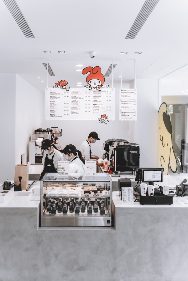 CAFE INX三麗鷗第二彈！Kitty、酷企鵝變餅乾，還有粉紅吐司！Kitty、布丁狗現身民權店