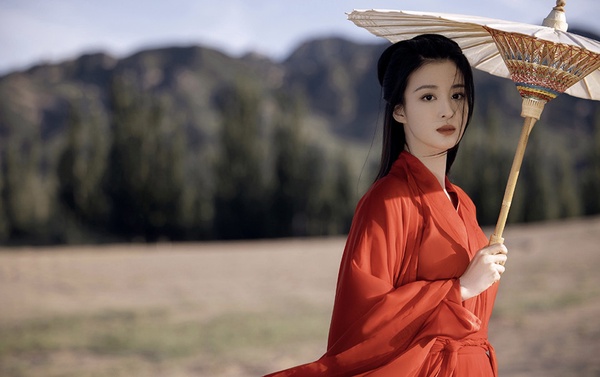 網評「最適合古裝紅衣」的女星TOP 9:王楚然