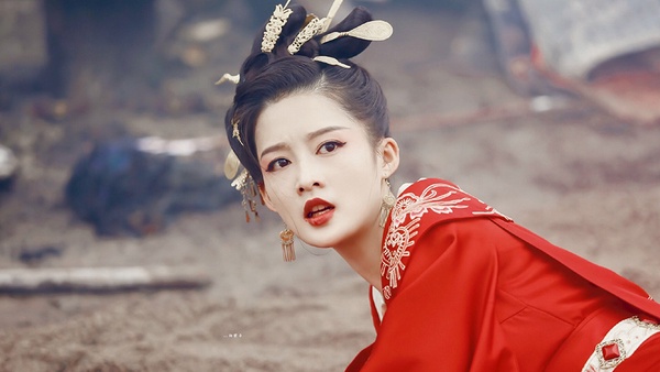 網評「最適合古裝紅衣」的女星TOP 7:李沁