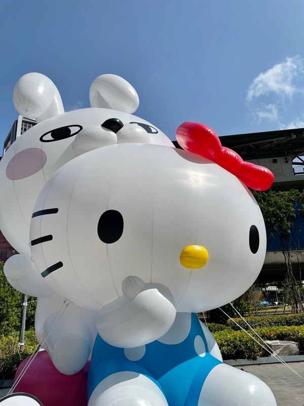 桃園全新百貨祭買一送一！Global Mall桃園A19 試營運，Kitty玻璃屋，還有19元電影票