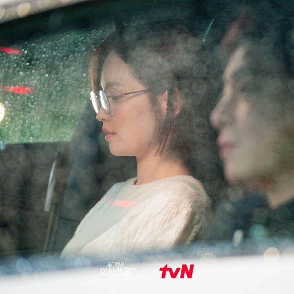 Netflix韓劇積分Top7！《海岸村恰恰恰》進榜，《機智醫生生活2》第5，這部大幅打敗《精神病》奪冠