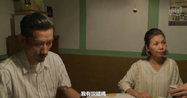 《俗女養成記2》劇情隱藏7個對比！俗女陳嘉玲&amp;淑女洪育萱，小嘉玲怕月經&amp;大嘉玲怕停經