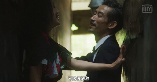 《俗女養成記2》劇情隱藏7個對比！俗女陳嘉玲&amp;淑女洪育萱，小嘉玲怕月經&amp;大嘉玲怕停經