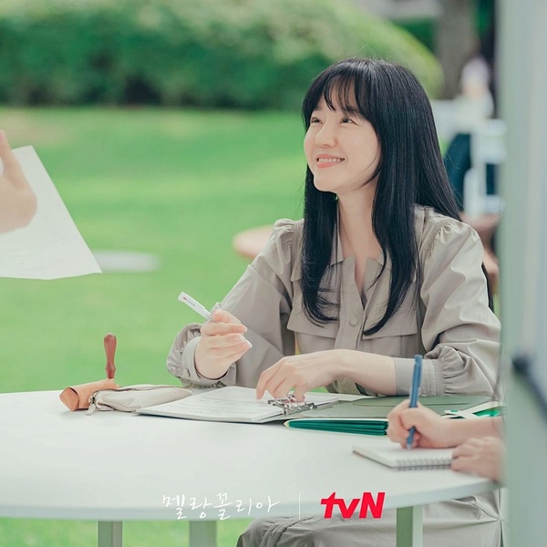 宋慧喬新劇劇照公開！2021下半年回歸的韓劇女神，林秀晶少女感太強，李英愛形象差超多