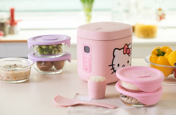Kitty粉必收！「Hello Kitty 迷你電鍋」上市，輕巧機身+蜜桃粉質感升級，小套房也適用