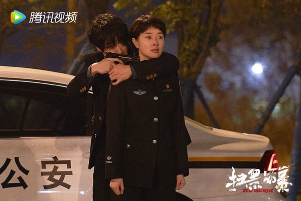 2021陸劇「高開低走」爛尾劇3：《掃黑風暴》8.0分降到7.3分