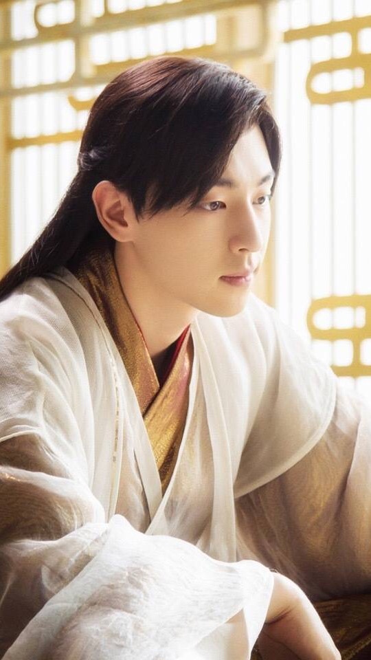 古裝劇號稱「第一美男」的角色8:《香蜜沉沉燼如霜》旭鳳 六界第一美男