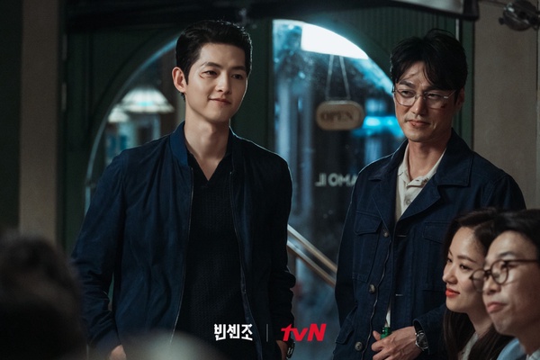 tvN票選「觀眾最愛電視劇」TOP15！《愛的迫降》僅第十，冠軍打敗《文森佐》、《機醫》