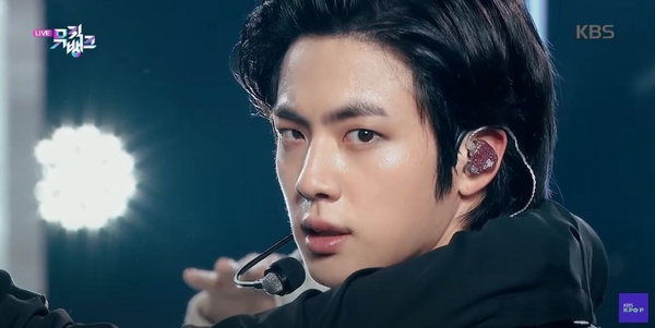 韓國票選「結尾妖精」TOP10！TWICE 娜璉奪第6，贏過BTS Jin的竟是他！