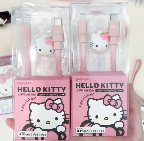 7-11「Hello Kitty預購」3C系列！豆腐頭、充電線、行動電源等9項商品這天開賣