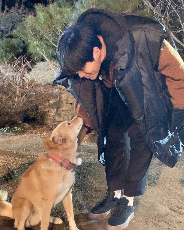 金宣虎道歉了！女方是主播網紅？《海岸村恰恰恰》金宣虎自稱有『善良病』，黑料被挖還神預言自己命運？