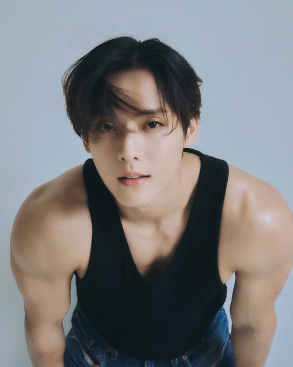 9位「身高不到175」的韓國男星，GD、EXO伯賢魅力取勝，BTS兩位男神個子小更引人注目！