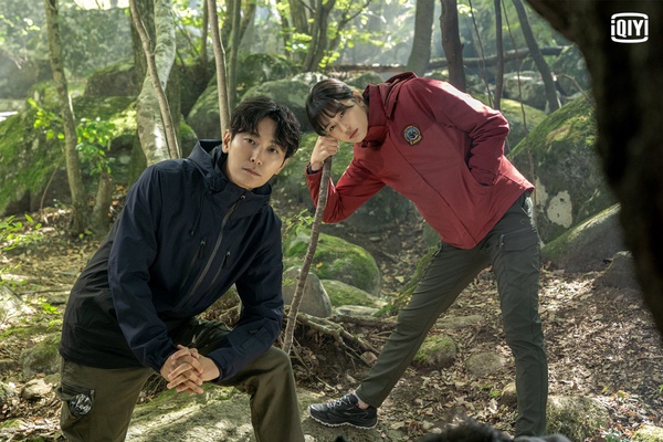 《智異山》首播看點1:奇幻懸疑劇情引人入勝
