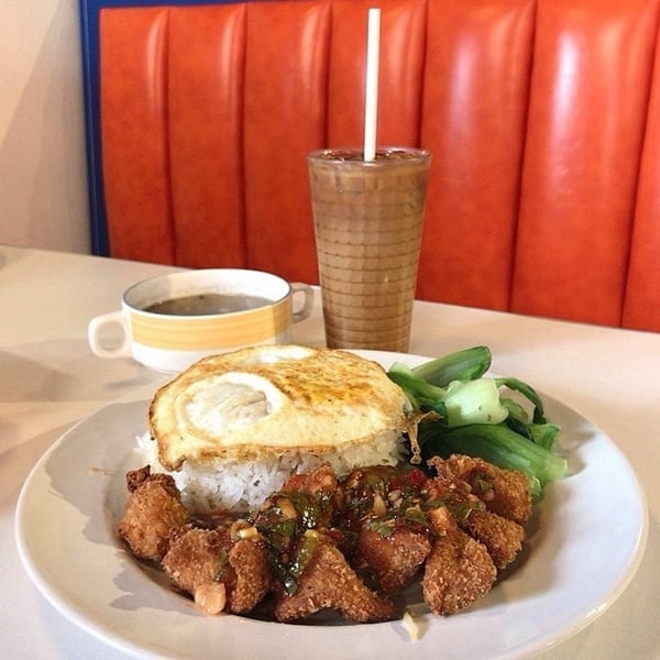 港式茶餐廳當道！台北超具特色港式餐廳推薦，朋友聚餐、姊妹相約，復古風拍照超有fu！