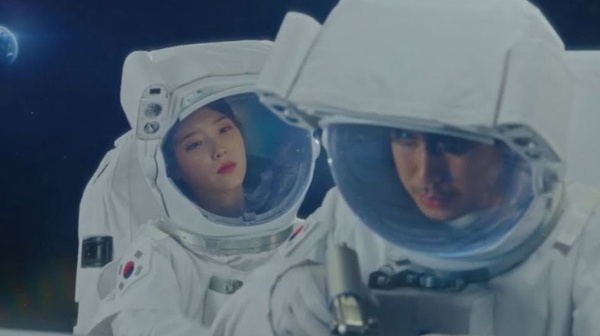 《智異山》全智賢＆朱智勳山頂特效好土？韓劇超出戲vs超逼真特效，《文森佐》被讚爆，李敏鎬這部卻被笑慘