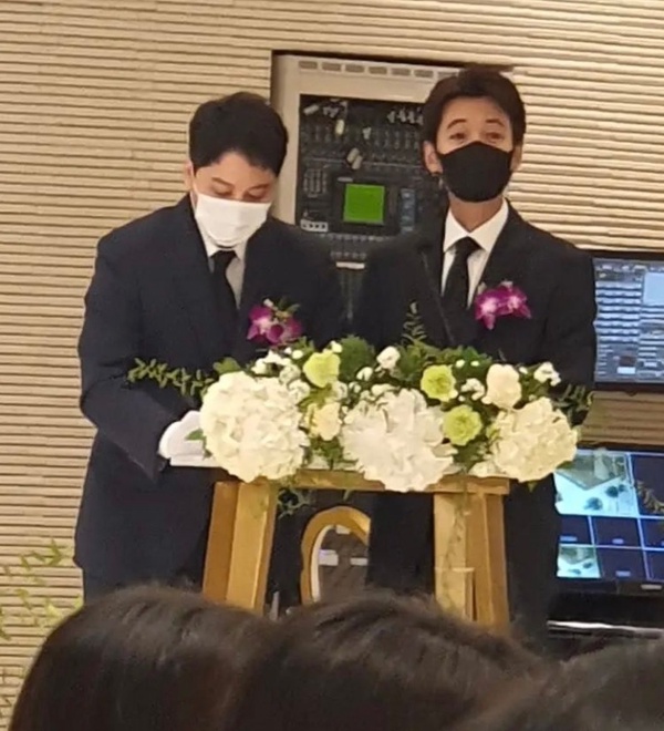 全智賢就是狂！2021首播收視超高的韓劇，《海岸村》進tvN前十，《智異山》奪第2只輸它