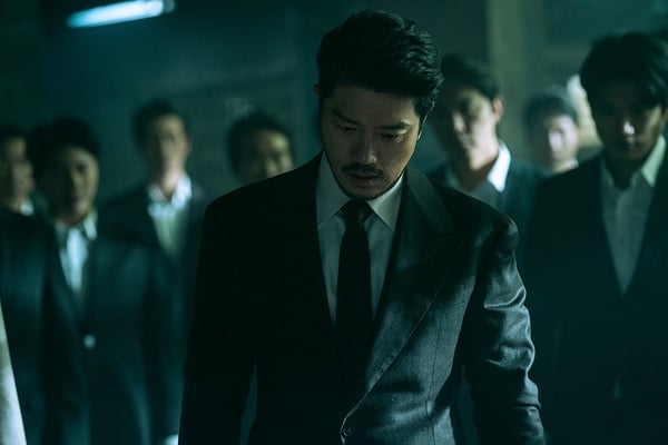 Netflix《以吾之名》結局幕後秘密！劇名藏隱喻，3個名字暗示韓素希新生？結局骨灰罈有玄機？