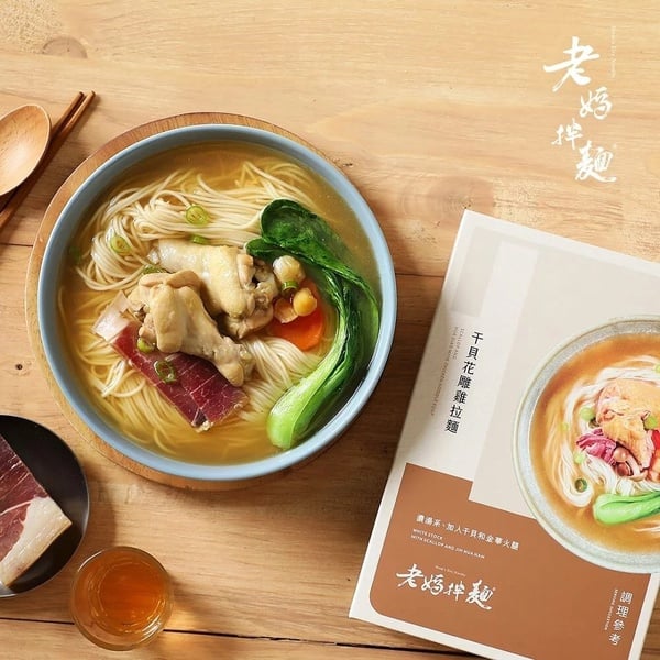 泡麵達人公開「2022台灣十大快煮麵排行」！曾拌麵第九，老媽拌麵三種口味上榜！