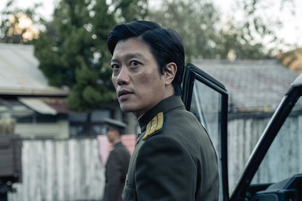 Netflix劇&韓劇形象差異！《以吾之名》他本沒這麼霸氣？丁海寅奶狗變硬漢，孔劉差好多