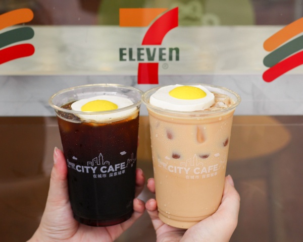 7-11咖啡優惠買一送一、信用卡優惠折百元！7-11「振興經濟日」加碼萬款商品3件75折