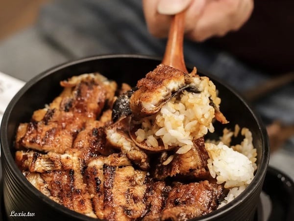 今天晚餐吃日式！推薦4家「捷運中山站」獨特日式料理，廣島燒、鰻魚飯、章魚燒通通有