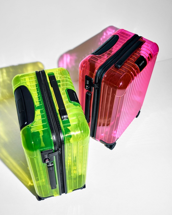 RIMOWA台北忠孝專門店盛大開幕,超吸睛 Essential Neon 螢光色行李箱限量發售!