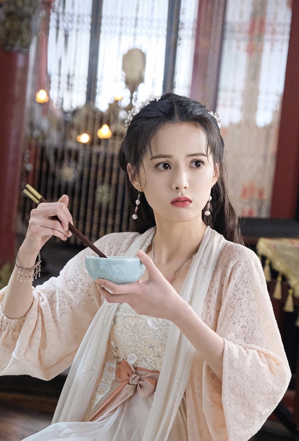 網議「有顏有演技卻不紅」的古裝女神5：黃日瑩