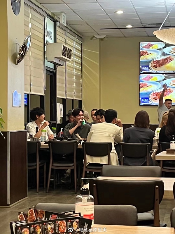 李政宰&姜棟元&李敏鎬聚餐!韓國男神好友團,朴敘俊好寵崔宇植,趙寅成吃醋D.O被搶走