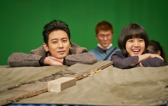 劇組團寵！《以吾之名》4大哥應援韓素希，還要她遠離渣男？《機醫》羽朱簡直被寵上天