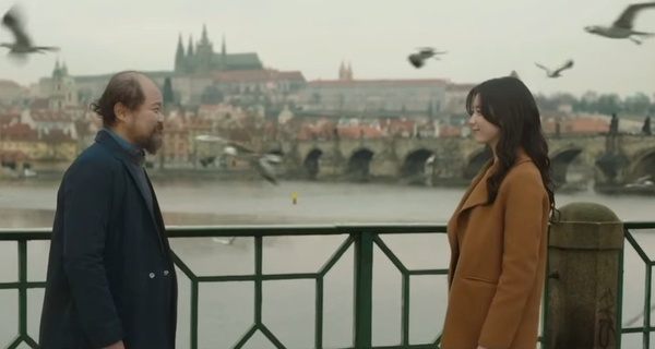 超意外的韓星吻戲！《One the woman》李荷妮吻過吳漣序？全智賢吻過休傑克曼、李冰冰？成東鎰這吻戲亮了