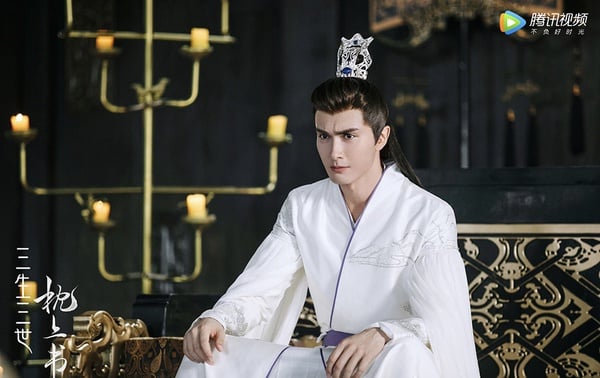 古裝劇10位男星演皇帝！成毅邪媚腹黑，羅雲熙高雅柔情，徐開騁《斛珠夫人》是瘋批帝王