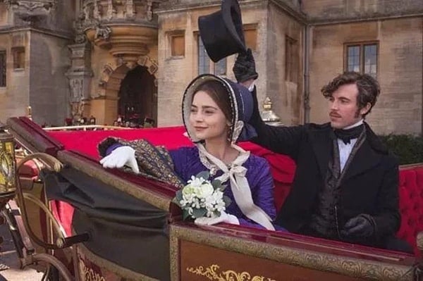 有關「英國皇室」的影視作品1:NETFLIX 影集《王冠》