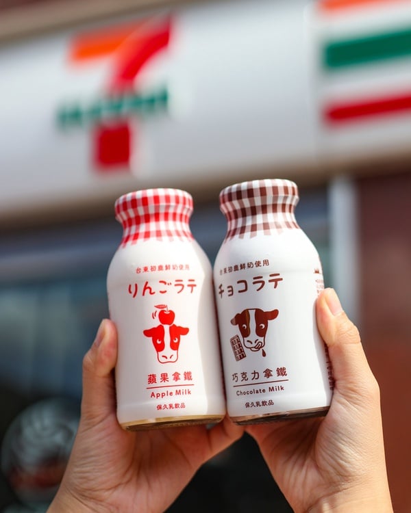 7-11「初鹿玻璃瓶牛奶」可愛登場！日本超商「罐裝玉米濃湯」也喝得到了
