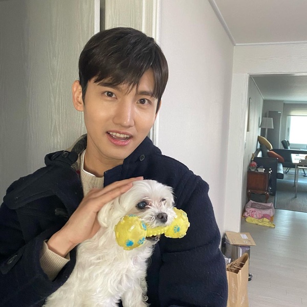 2021 Kpop百大明星票選排行TOP10！子瑜進榜、車銀優只排第二，冠軍由BTS這位奪下