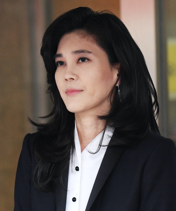 美到不輸明星的財閥！林世玲同框李政宰，逆天鉛筆腿引熱議，她出身頂級財閥卻命運悽慘