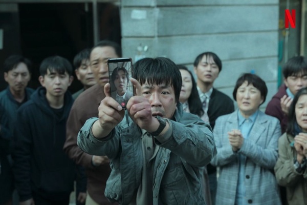《地獄公使》收視奪冠！7部邪教影集推薦，邪教經典《救救我》、台劇首部《我願意》