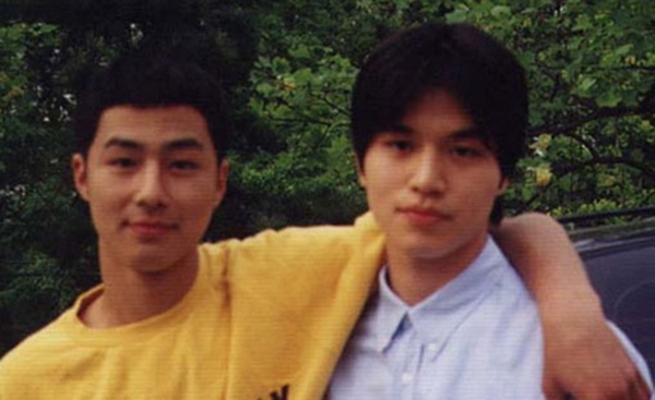 《學校》系列回顧！《學校2021》又三角戀套路、李鍾碩金宇彬演完大紅，孔劉22歲好高萌
