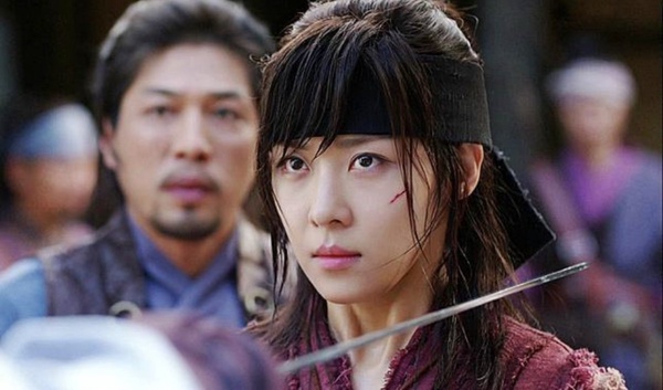 惠利、俞承豪《花開時想月》12月上檔！6部「女扮男裝」韓劇，《戀慕》口碑不斷攀升