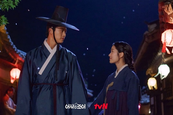 《衣袖紅鑲邊》李俊昊演技網狂讚！2021-2022受矚目演技偶像，玉澤演、朴炯植演技好評