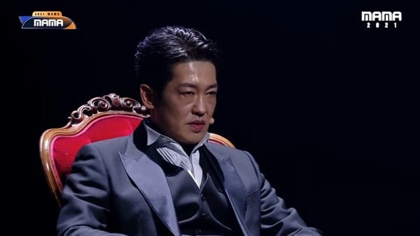 2021MAMA頒獎看點！《機醫》曹政奭獲獎仍不忘5人幫，宋仲基帥出新高度，BTS是最大贏家