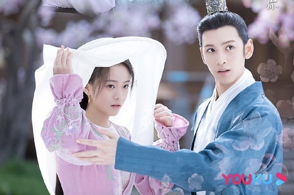 10部古裝劇「翻拍毀原版」！新版《仙劍》選角太差，影版《三生三世十里桃花》爛成經典