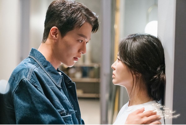 friDay影音「2021韓劇收視排行」TOP10！《女神降臨》只奪第3，「這部」爆笑奪冠！