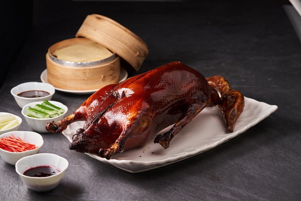 台北烤鴨推薦！5家「燒鵝、烤鴨餐廳」飯店PK，「這家」一次80種吃法超過癮