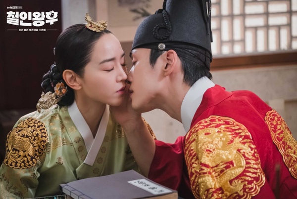 陷入「扭曲歷史爭議」的韓劇！《雪降花》20萬人請願下架，《奇皇后》收視高卻被罵超慘