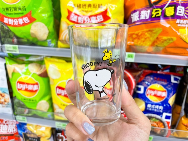 史努比玻璃杯免費送！全家聯手樂事送「史努比玻璃杯」，消費滿額直接送，超限量必入手