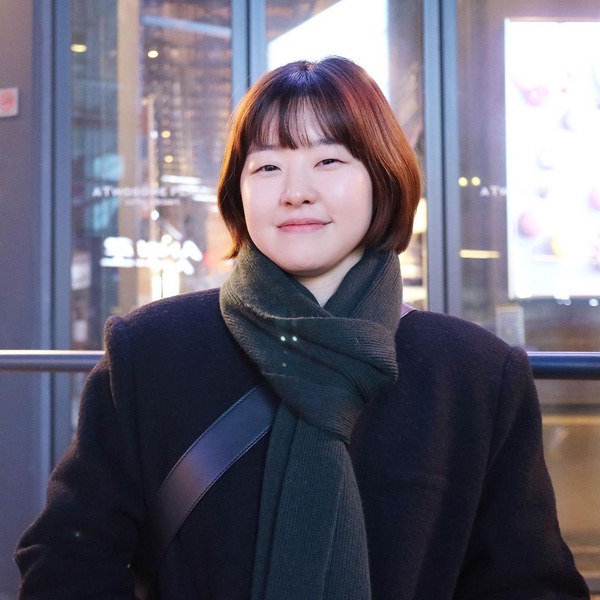 《衣袖紅鑲邊》演員古裝vs時裝造型對比！俊昊古裝霸氣時裝魅惑，李世榮現代裝也是美女