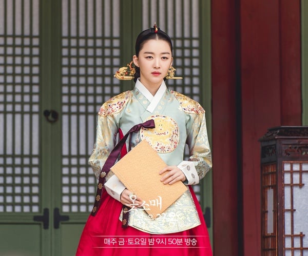 《衣袖紅鑲邊》劇中沒提的5件事！李祘「消失的中殿」，祘那晚到底有沒有跟和嬪圓房？